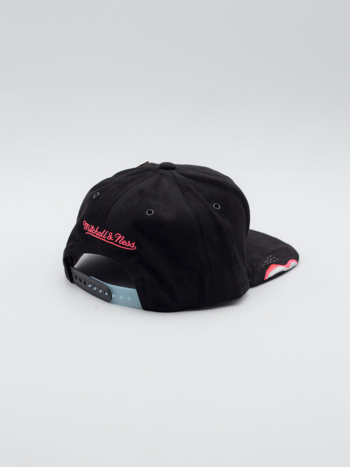 Day 6 Chicago Bulls Snapback Black