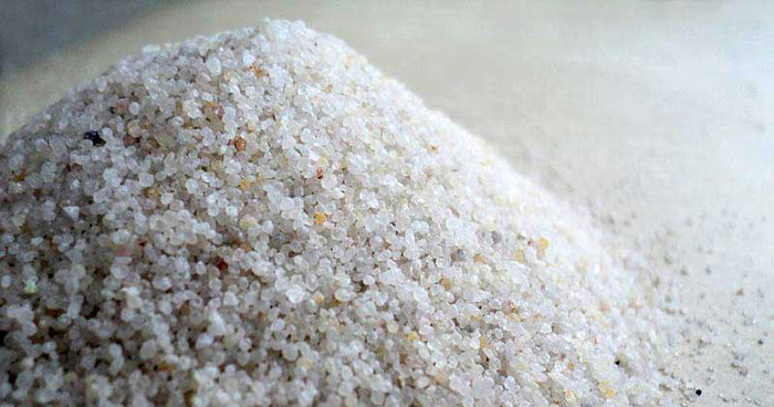 Natural silica sand (0.5 - 1.2 mm )