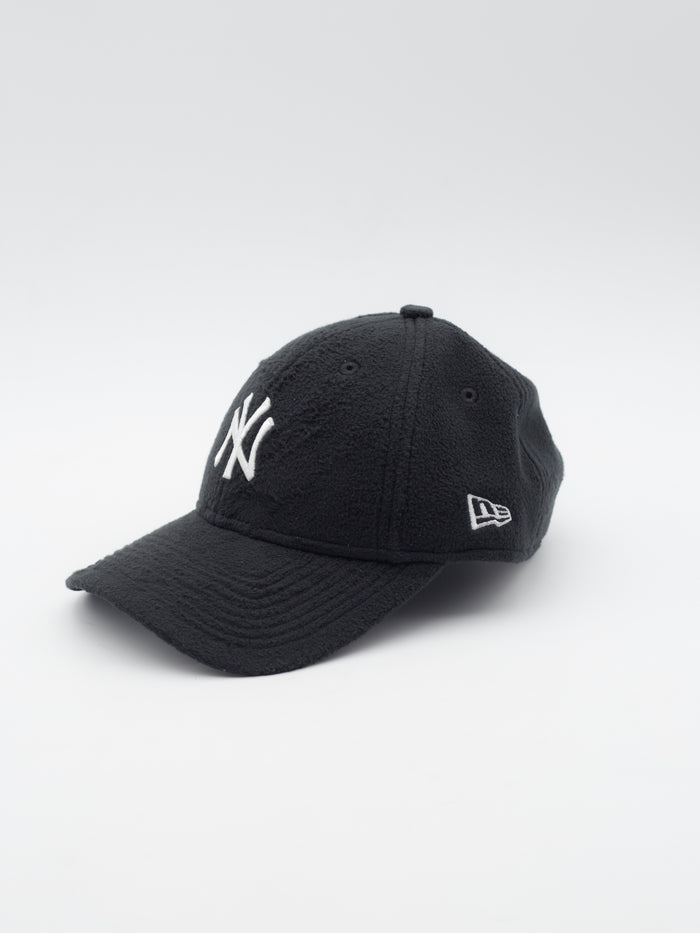9FORTY Cozy New York Yankees Black Women