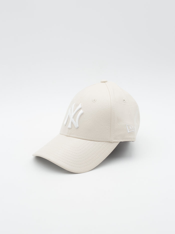 9FORTY Faux Leather New York Yankees Beige