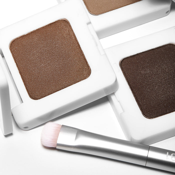 Back2Brow Brush - Makeup - RMS Beauty - RMS_B2BB_816248022557_LIFESTYLE - The Detox Market |
