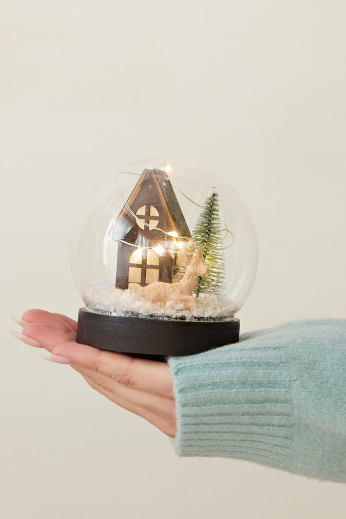 Creative-Co-op-Cabin-Scene-Glass-Snow-Globe