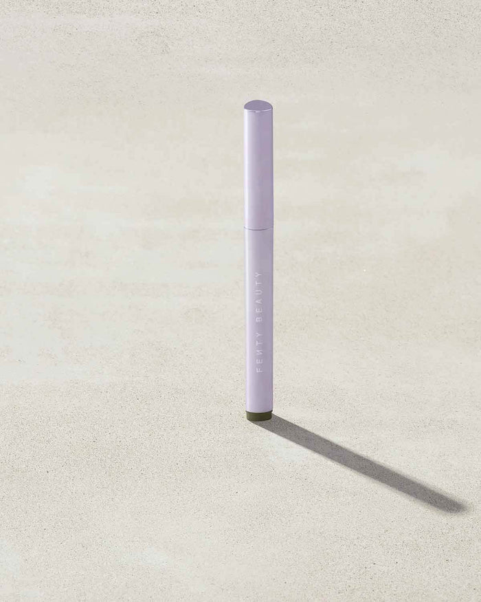 Flypencil Longwear Pencil Eyeliner closed in shade Bank Tank