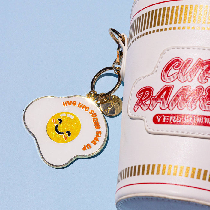 glitter metal keychain - sunny eggy