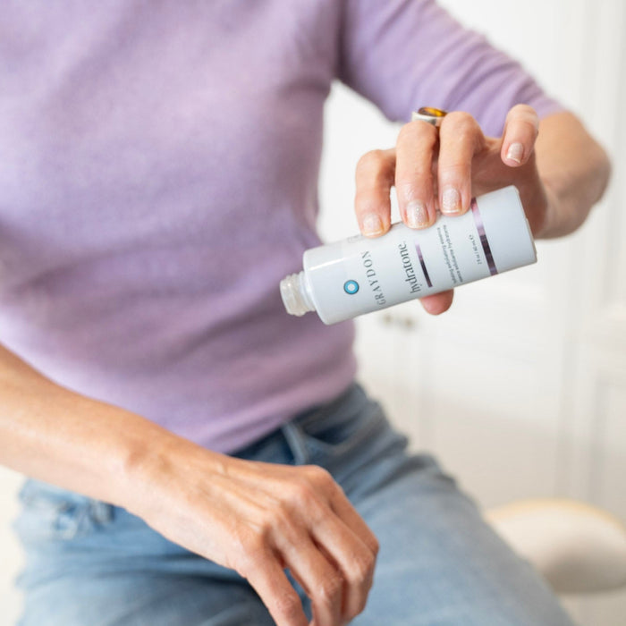 Graydon-Hydratone-Skincare-G-HYDRA-60droppingonarm-The Detox Market |