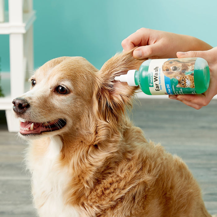 NaturVet Aloe & Baby Powder Scent Dog & Cat Ear Wash