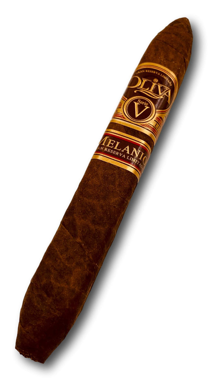 Oliva 'V' Melanio Figurado