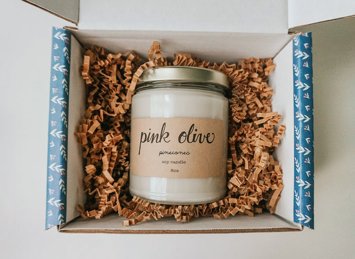 pinecones soy candle