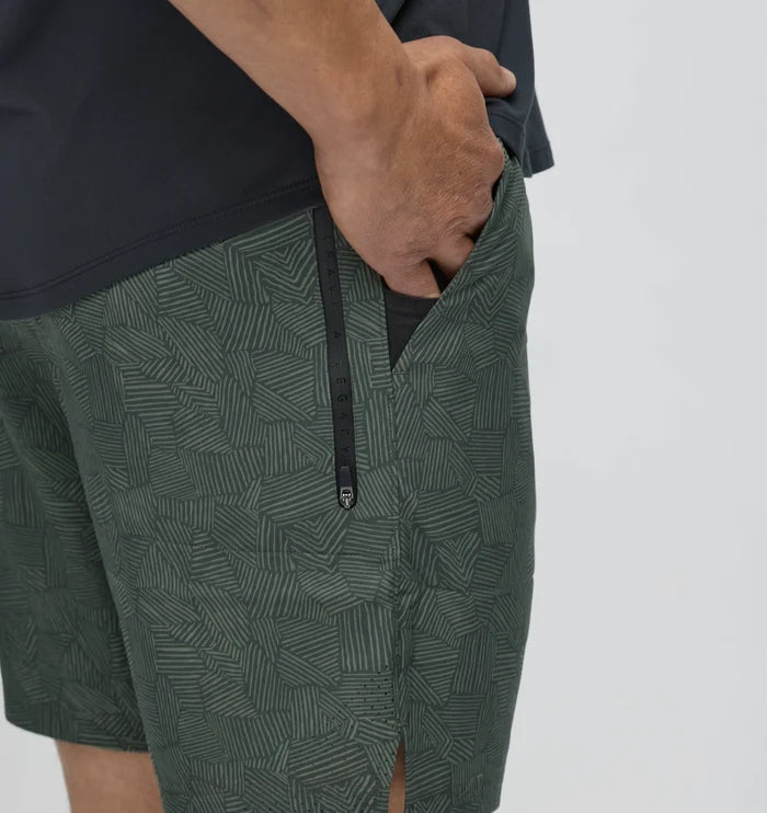 Stride Short 7.5"