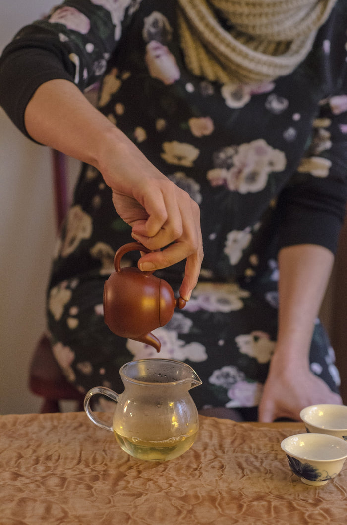Taiwanese Red Clay Teapot (4 oz) brewing
