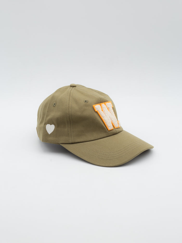 W. Hat