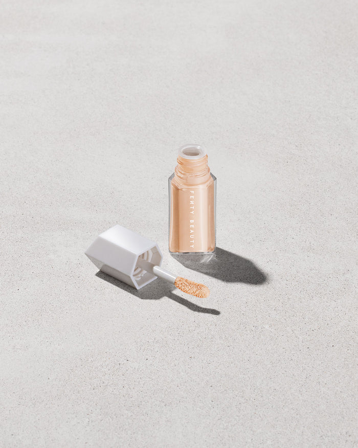 We're Even Mini Hydrating Longwear Concealer — 200C