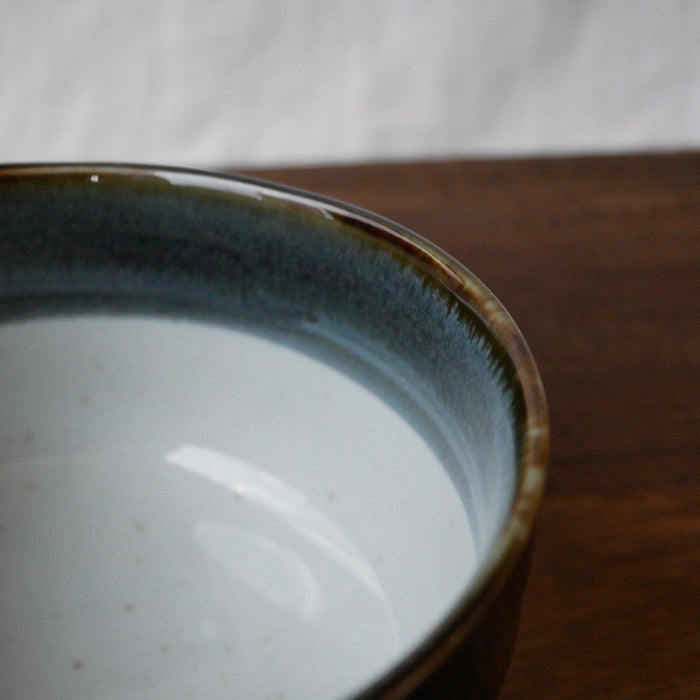 Yamaki Ikai M2034: Toho Blue Yohen Matcha Tea Bowl 唐峰紺窯変抹茶碗 - Yunomi.life
