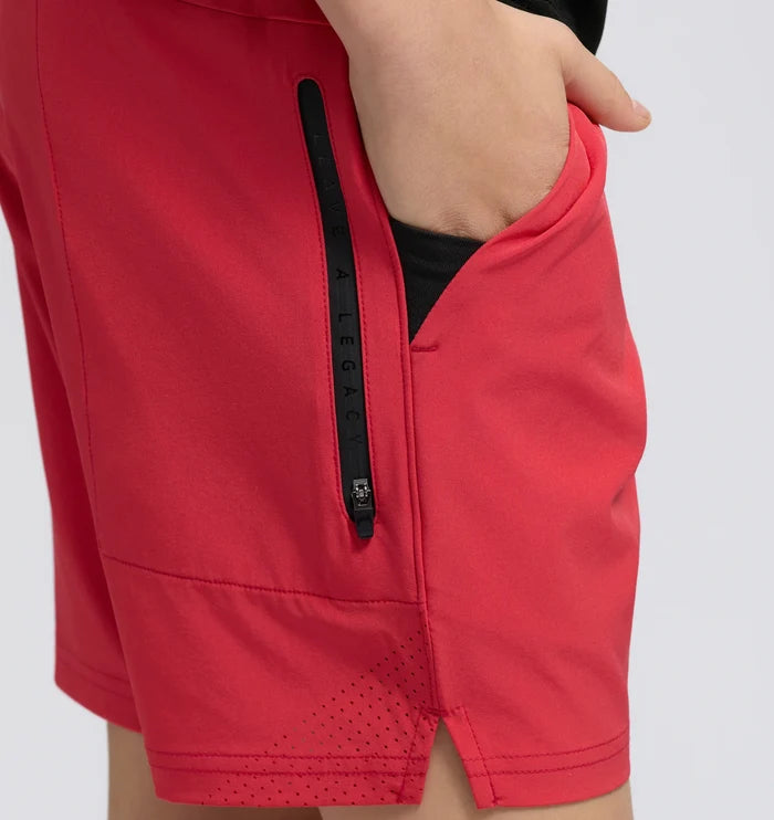 Youth Stride Short 7.5"